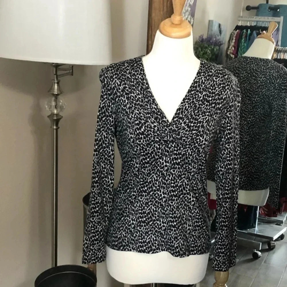 Talbots black and white long sleeve top
